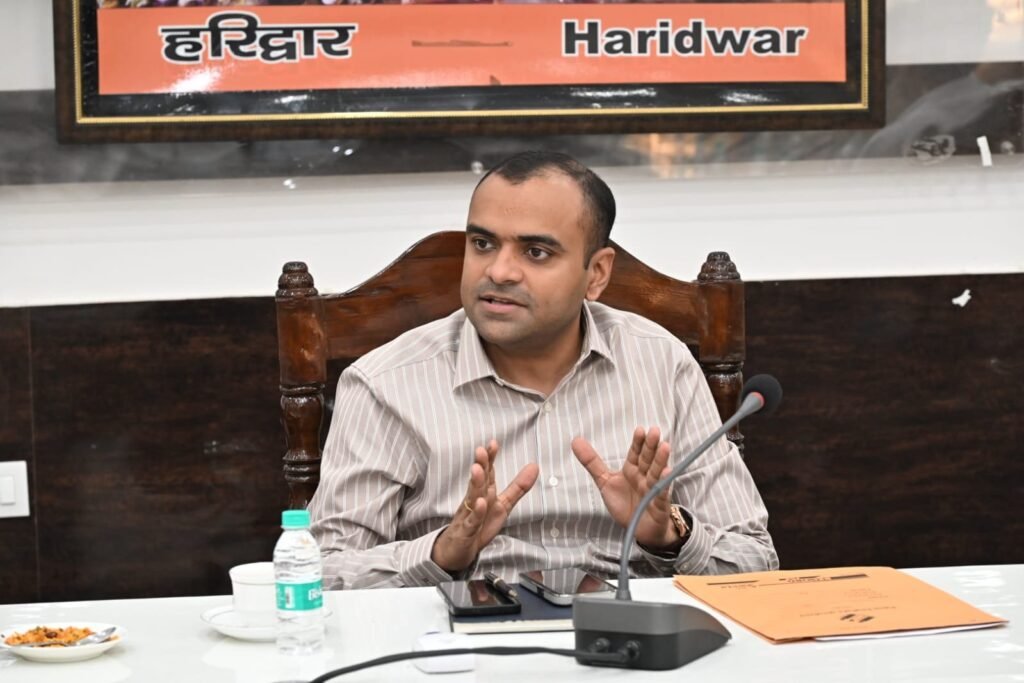 SIR 2026 : मतदाता सूची को त्रुटिरहित बनाने में सहयोग करें राजनीतिक दल – डीएम मयूर दीक्षित
