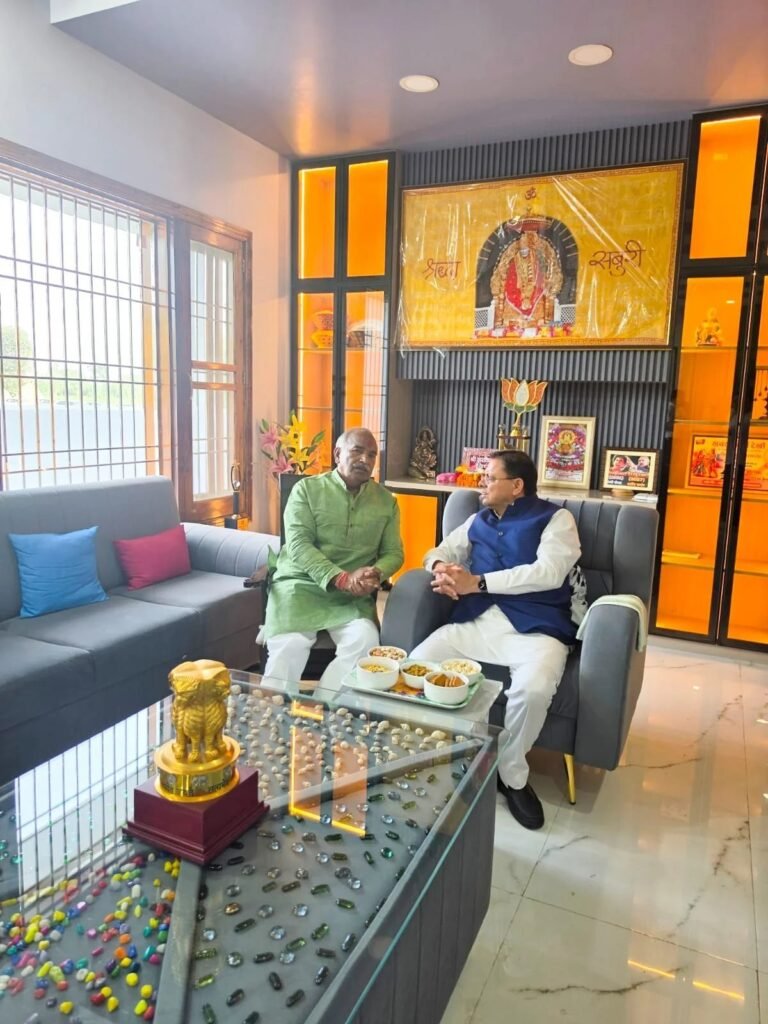 धामी–पांडे की जुगलबंदी ने अफवाहों पर लगाया विराम