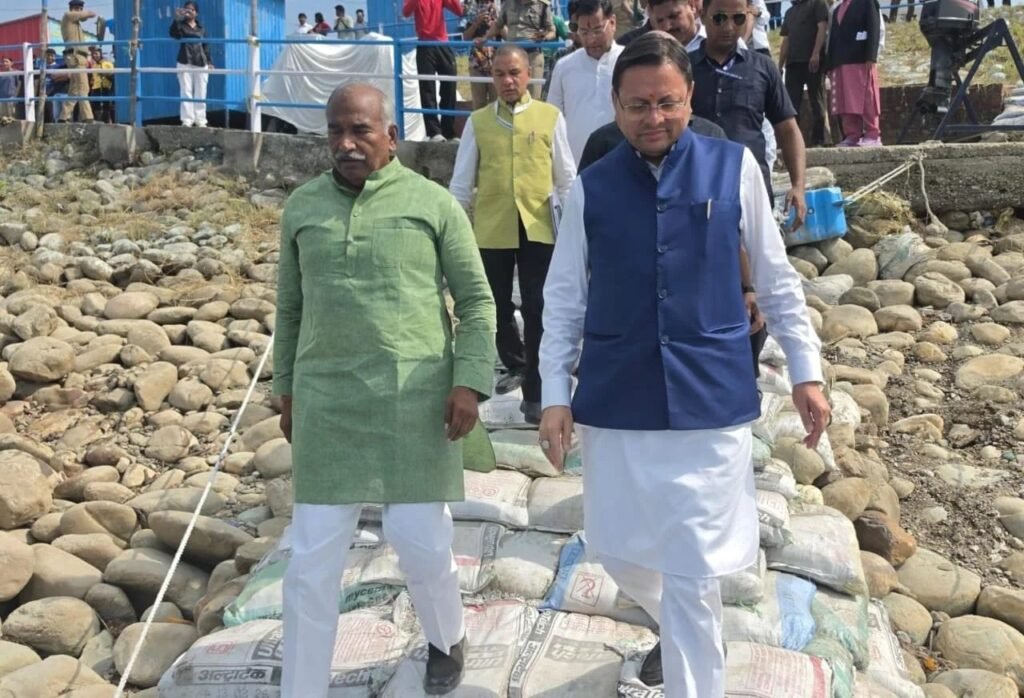 मुख्यमंत्री पुष्कर सिंह धामी ने गदरपुर में अंतर्राष्ट्रीय क्याकिंग एवं कैनोइंग प्रतियोगिता की तैयारियों का लिया जायजा
