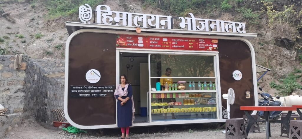 हिमालयन किचन बना महिलाओं की आत्मनिर्भरता का नया आधार, पर्यटकों को लुभा रहा उत्तराखंड का पारंपरिक पहाड़ी स्वाद